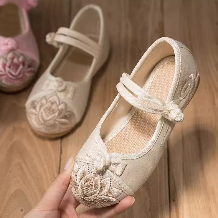 民族风女童汉服鞋子绣花古装童鞋