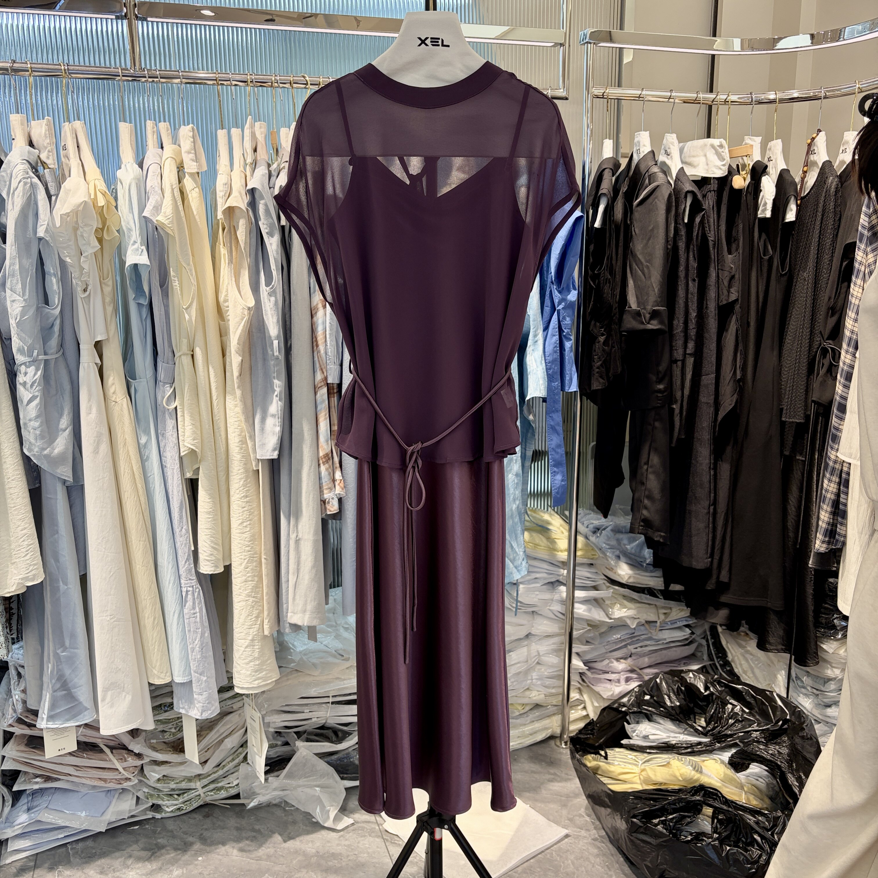 高级感紫色通勤套装裙女2026春夏季新款上衣连衣裙时尚洋气两件套