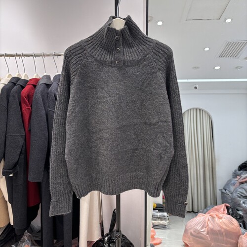 2025秋冬新款8060时尚百搭高领长袖针织衫女宽松显瘦毛衣打底上衣