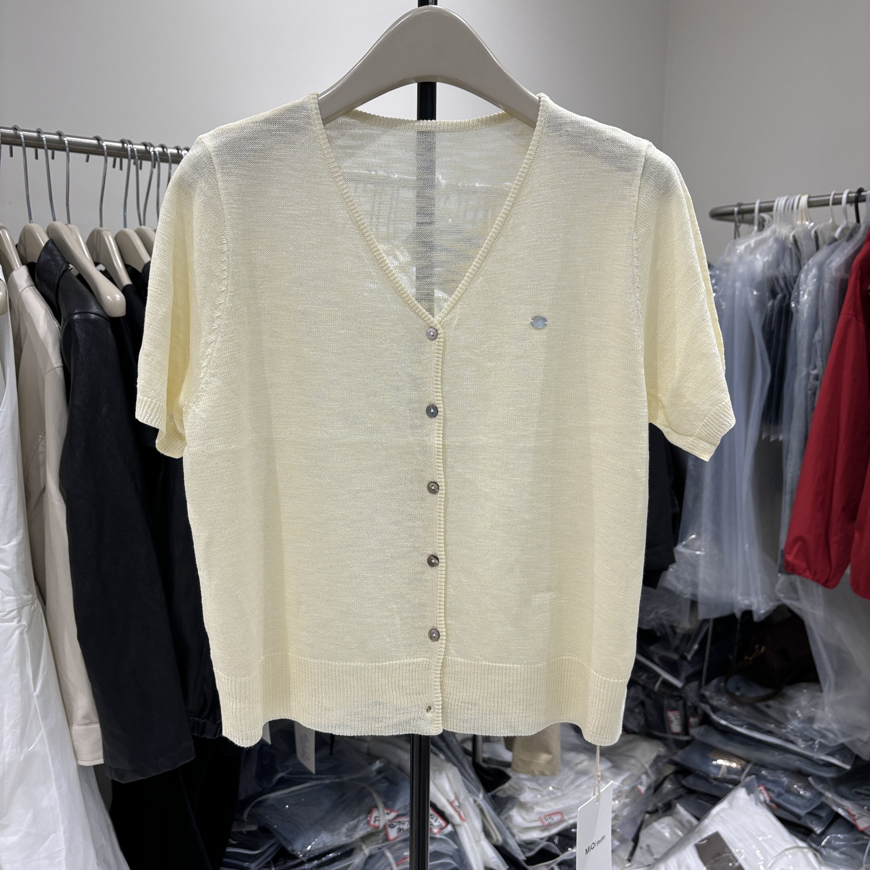 薄款天丝亚麻V领单排扣针织开衫女短袖夏季百搭宽松显瘦短款上衣