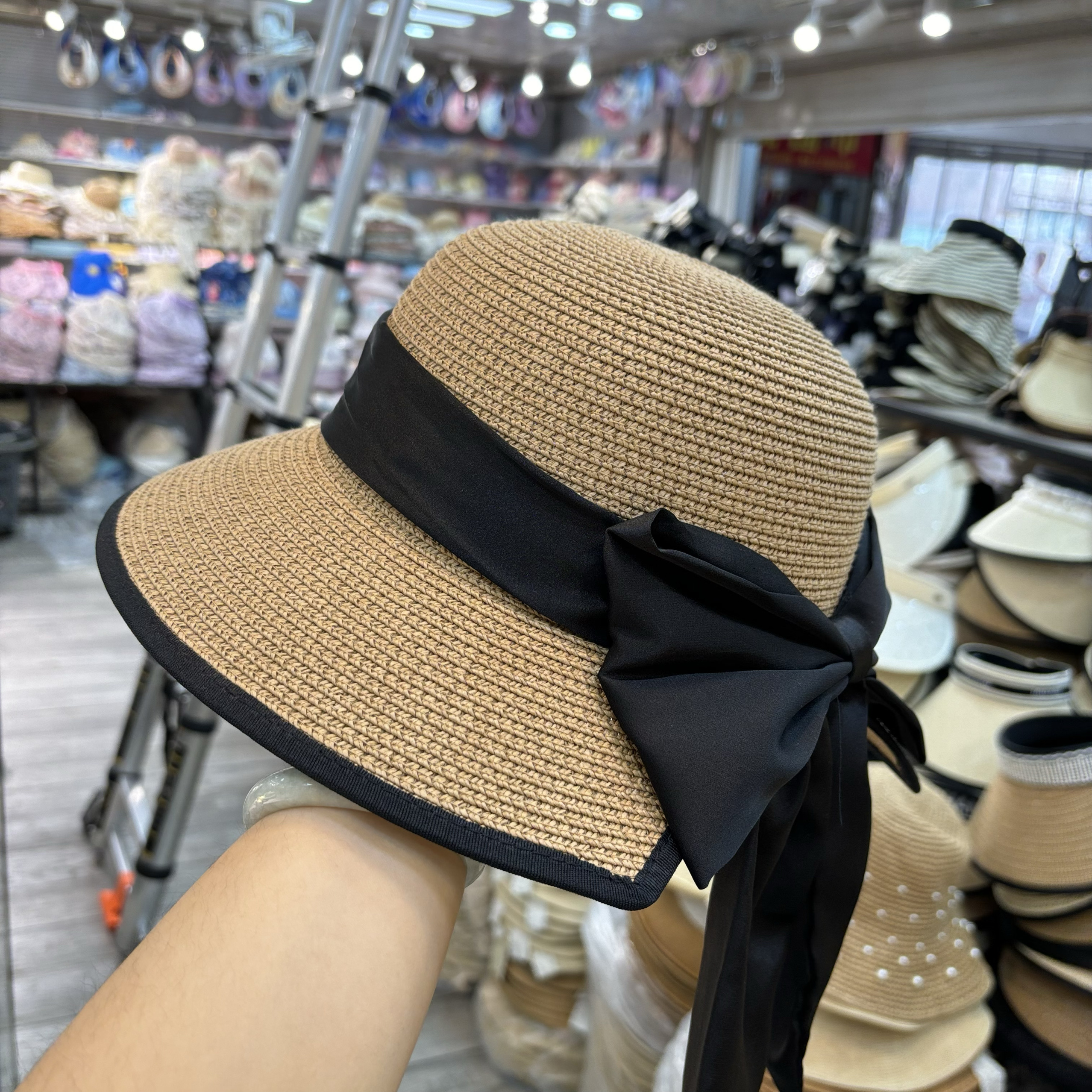 蝴蝶结草编帽2025新款韩版大帽檐遮阳防晒帽夏季海边度假太阳帽子