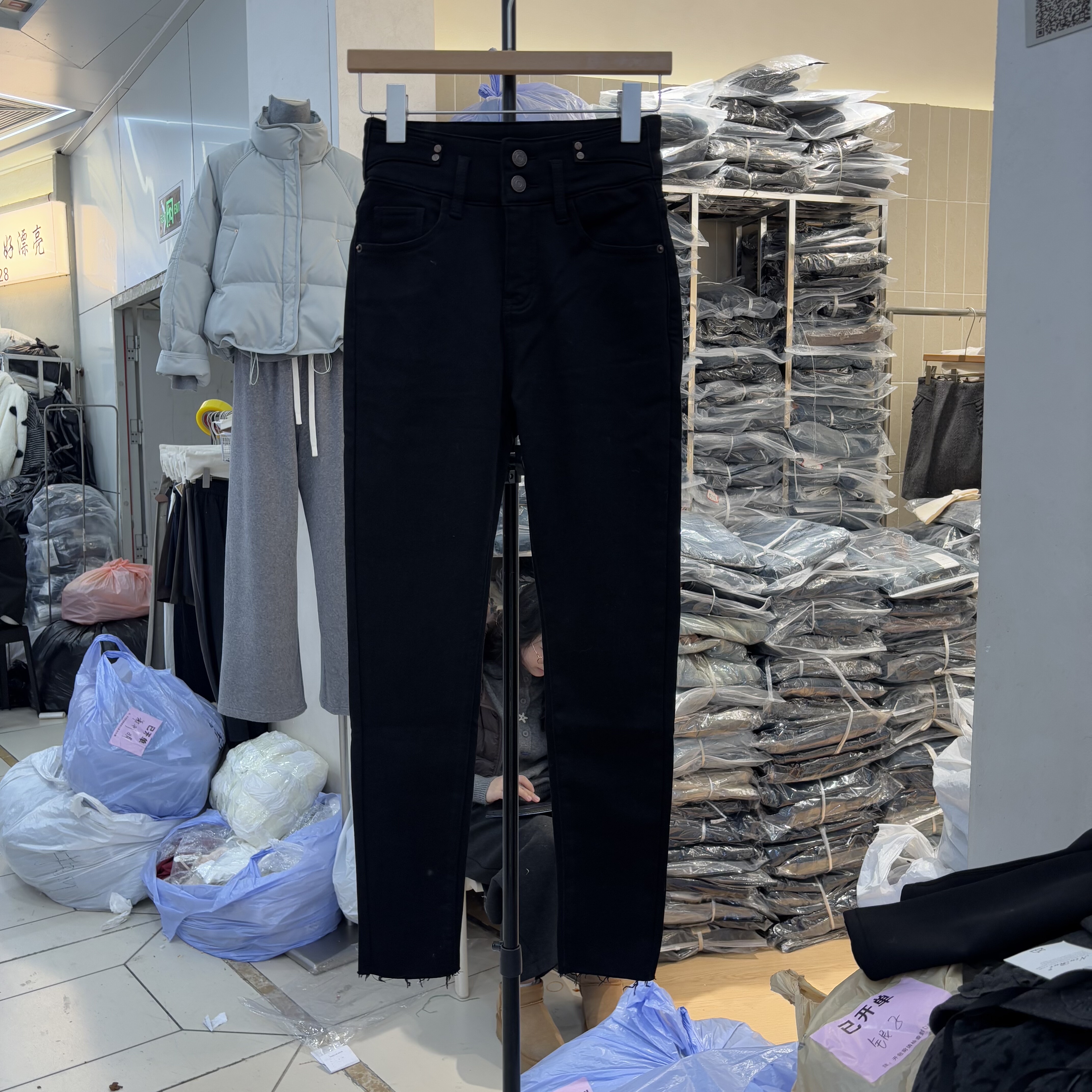 MI&CO36061正品2025年秋冬加绒植绒高腰修身排扣九分铅笔牛仔裤女