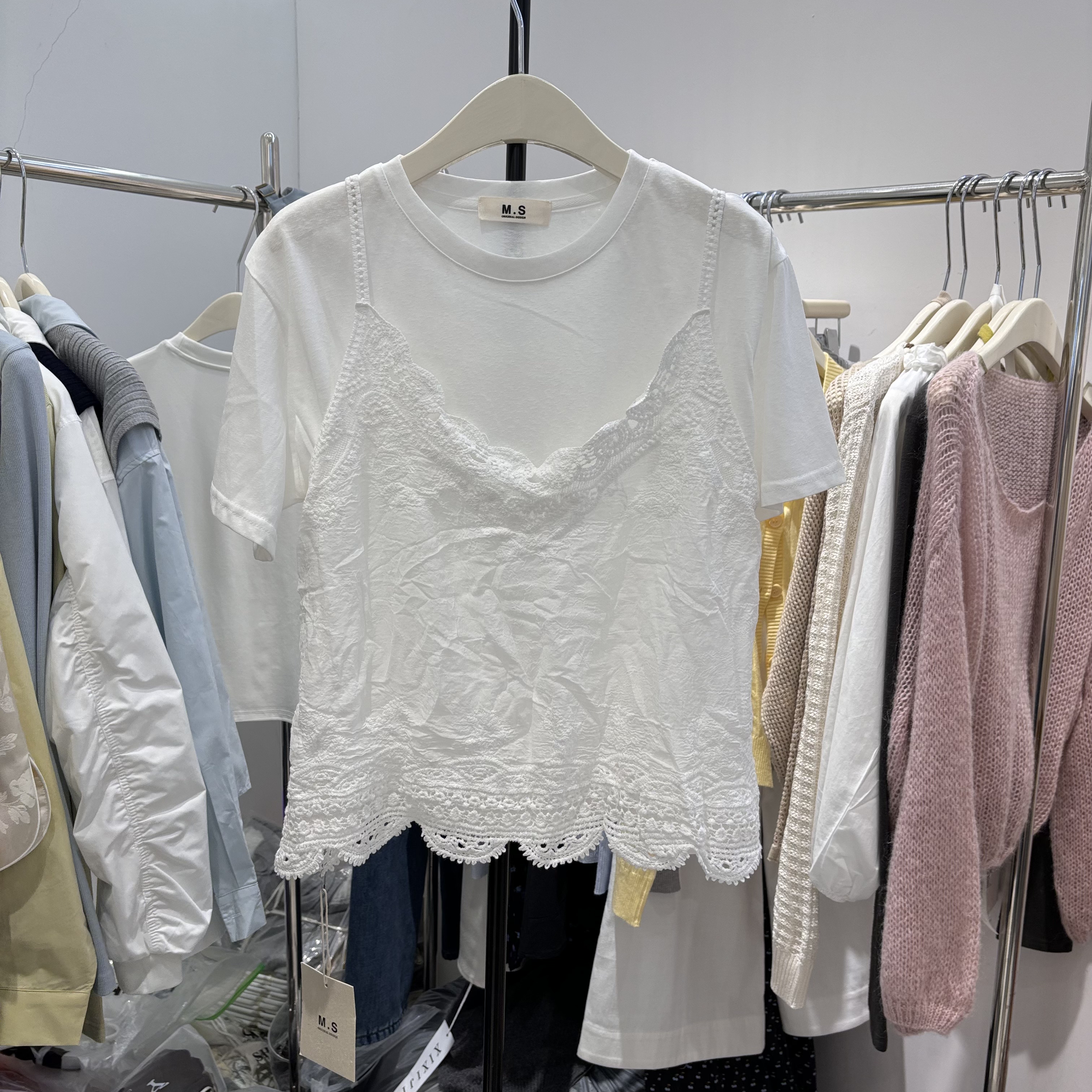 欧货蕾丝花边吊带背心叠穿短袖T恤两件套装女2026春新款上衣28281