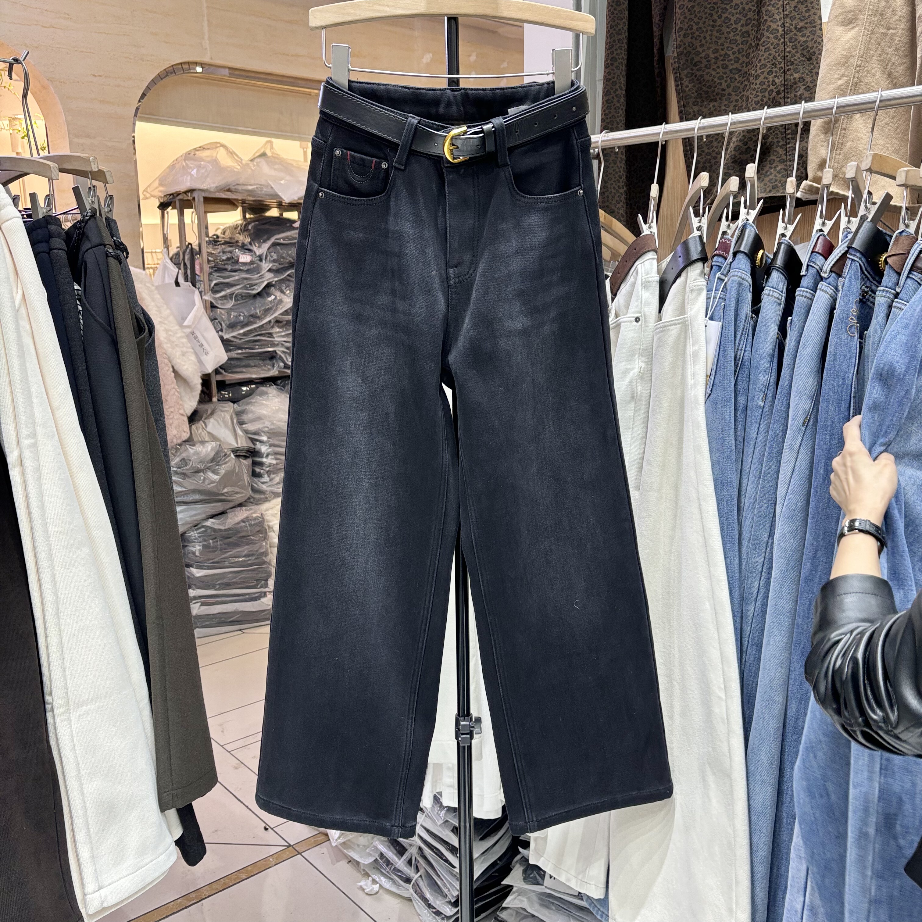 2025欧货设计感加绒高腰直筒裤宽松百搭显瘦阔腿拖地牛仔裤潮2939