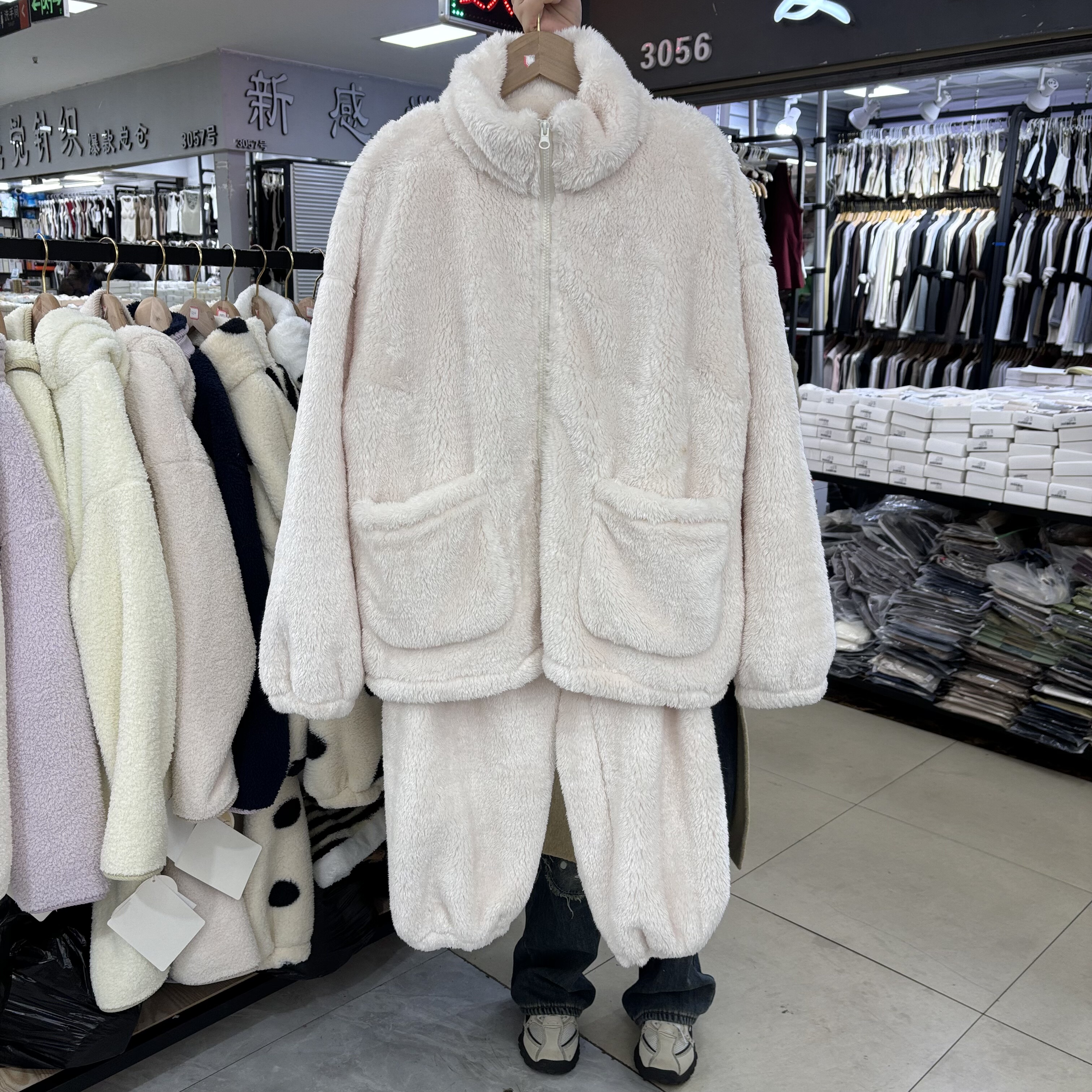 双面绒加厚睡衣女拉链外套+长裤2025冬款宽松慵懒毛毛家居服套装