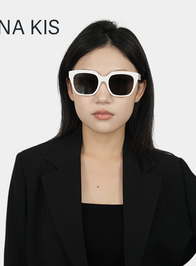 Tina Kis白色墨镜女显脸小方框明星同款防紫外线太阳镜可配度数