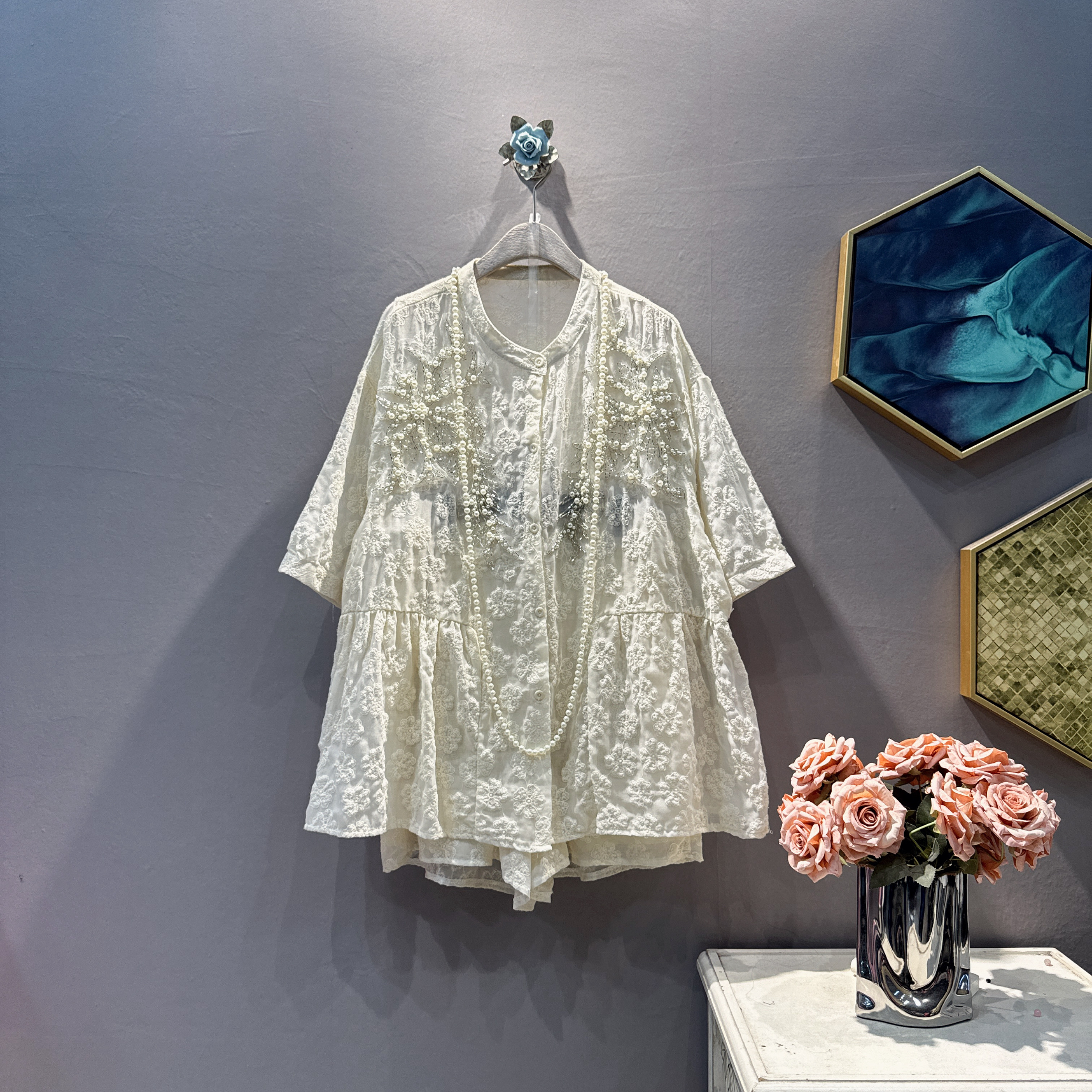 2025年春季新品串珠刺绣花朵重工休闲套装