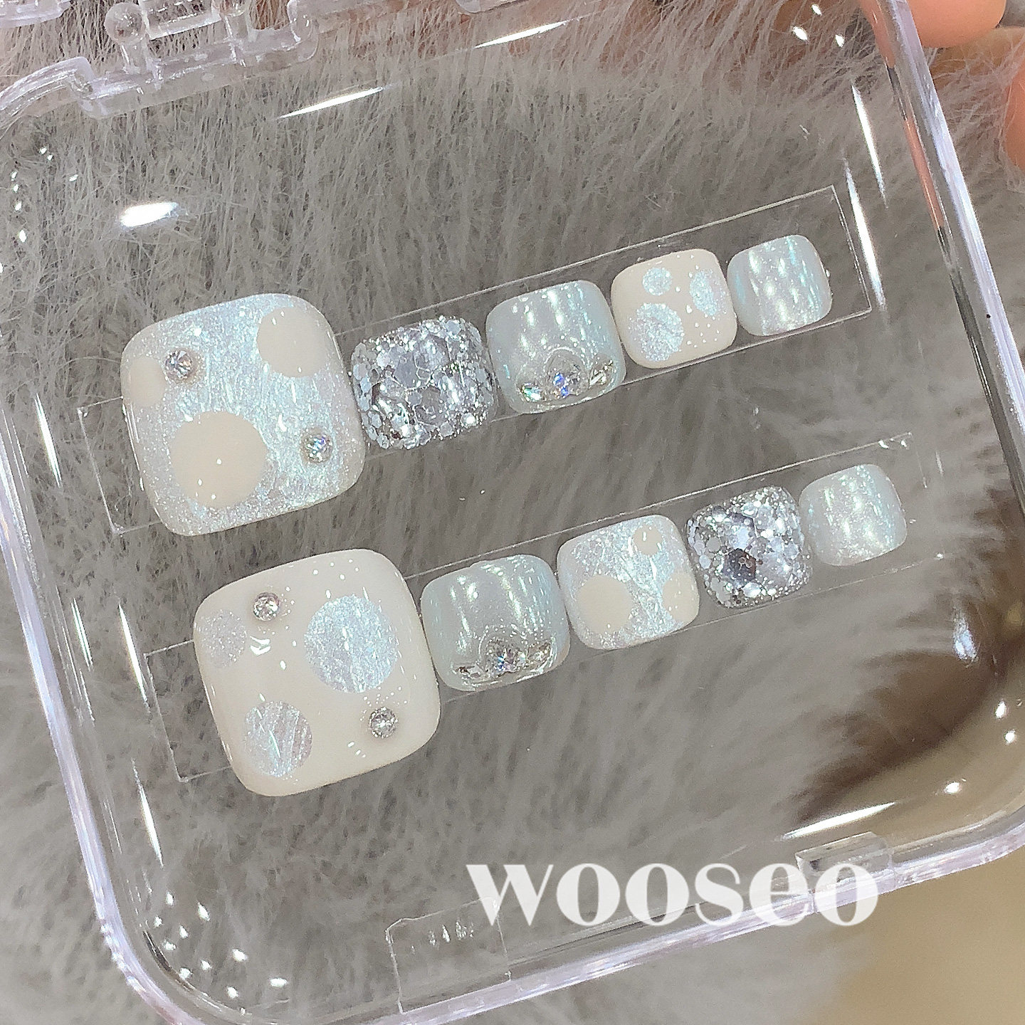 白色脚穿戴甲2026新款高级感纯手工脚趾甲贴片绝美脚指甲穿戴美甲