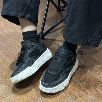 安踏HELACODE欧文篮球文化板鞋男