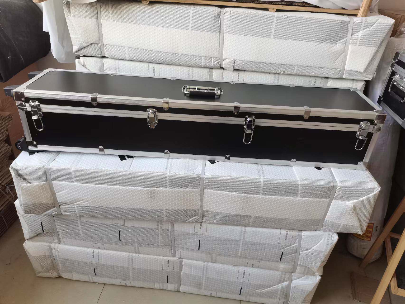 汽修工具箱凹陷铝合金带轮图片