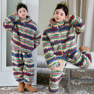 女童冬季新款睡衣女孩加厚保暖费尔岛彩色复合一体绒可外穿家居服