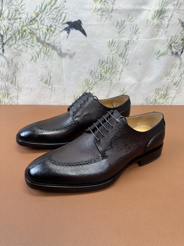 25新款德比皮鞋荔枝纹牛皮深棕色擦色铜头系带手工鞋 皮底男鞋