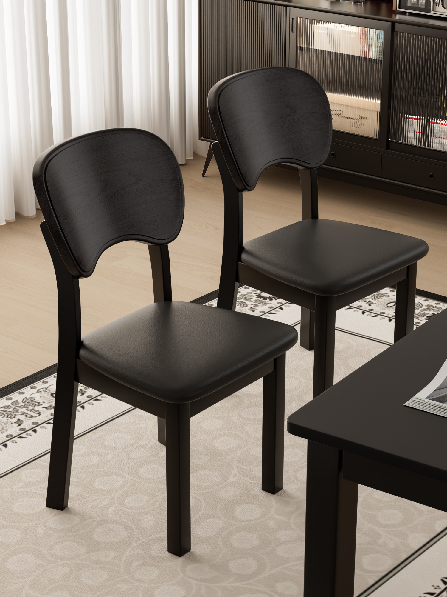 实木餐椅家用餐桌椅2025新款靠背椅子餐厅吃饭木头凳子轻奢黑色椅