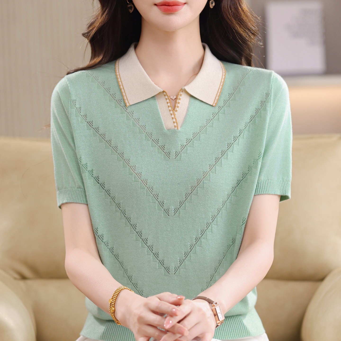 年轻妈妈款夏装短袖t恤冰丝上衣2026新款中年妇女夏季针织半袖衫