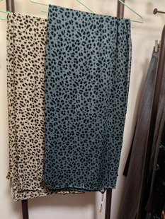 Sandwich_三文治围巾 春秋粘纤100%尺寸126*130 超柔软多功能围巾