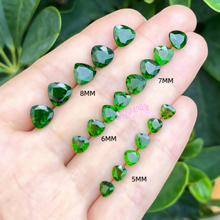 天然透辉石裸石戒面 三角形5 6 7 8MM  透辉石原石宝石戒面裸石