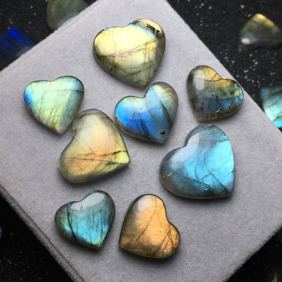 爱心！天然拉长石双面/单面无孔爱心吊坠原石蓝光彩虹光 打孔备注