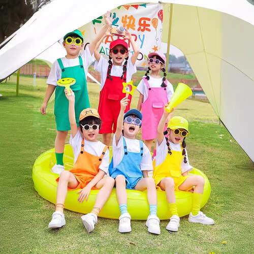 男女同款多巴胺合唱服