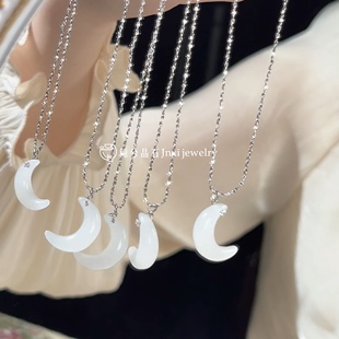 原创天然和田玉月亮项链925纯银锁骨链简约颈链带延长链法式礼物