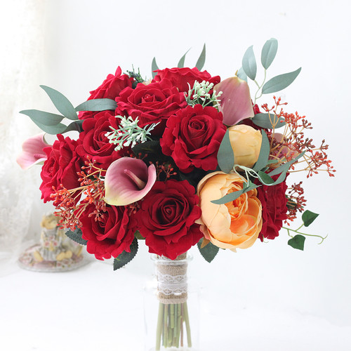 welove高档拍照喜服红色手捧花