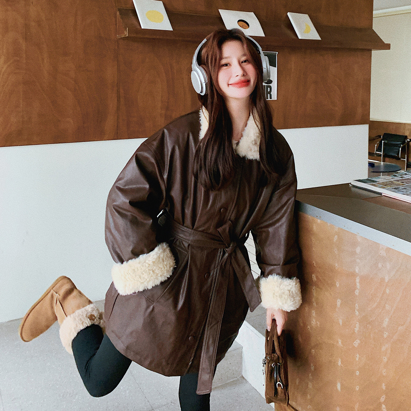 新款2B110-3765-P335-K528皮衣款羽绒服（90绒）,女装羽绒服,2B110