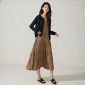 外套好伴侣 YAYIO 秋季 宽松压褶裙优雅V领百搭浪漫连衣裙