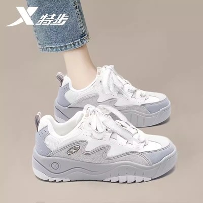 特步女鞋板鞋女华夫鞋潮