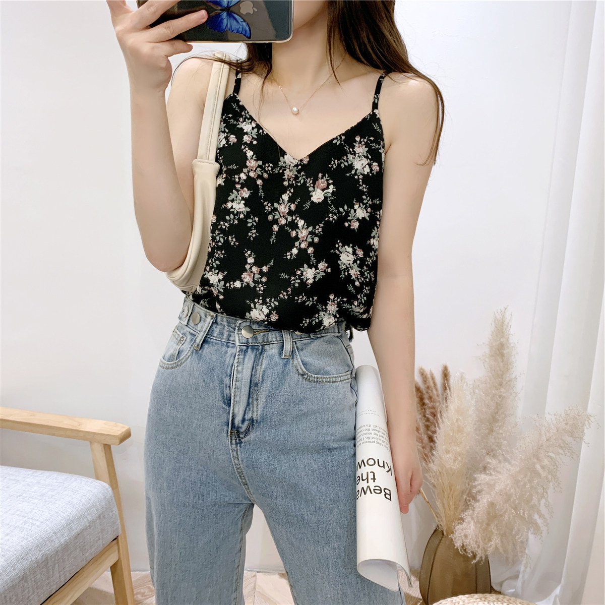 轻薄碎花印花吊带背心女夏季无袖遮肚子宽松显瘦打底内搭雪纺上衣