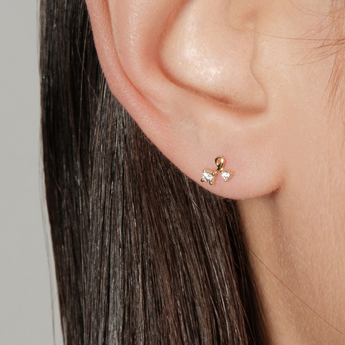 【CnHnOn脂肪商店】s925纯银迷你小樱桃盘旋曲线微镶钻法式耳钉