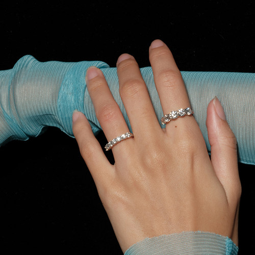 【CnHnOn脂肪商店】s925纯银莫桑钻轻奢高级排钻满钻简约戒指