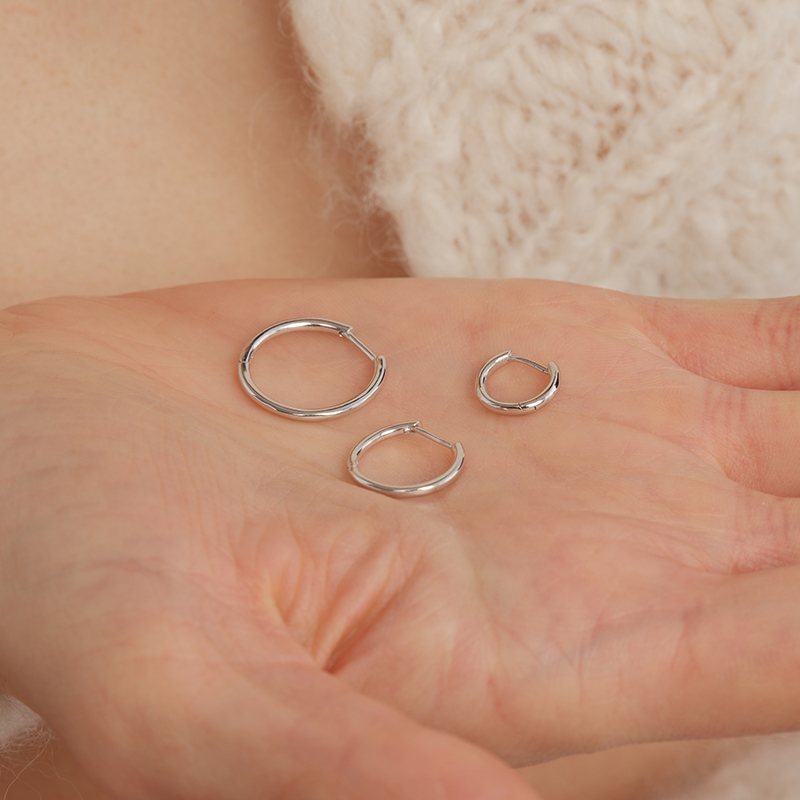 【CnHnOn脂肪商店】s925纯银极细简约日系细圈质感百搭素耳圈耳环