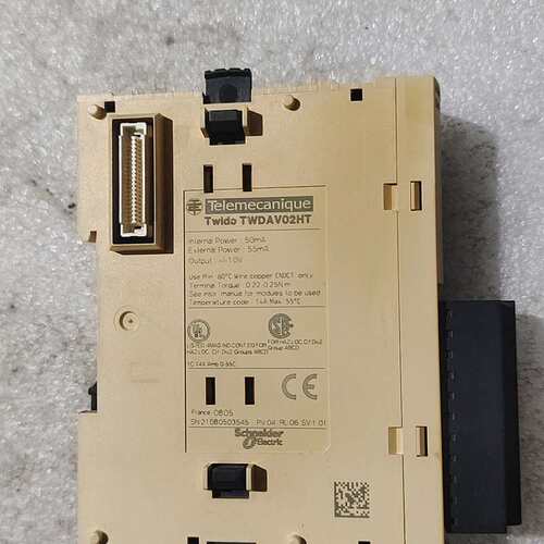 议价扩展模块TWDAV02HT，拆机功能好，具体成色型号