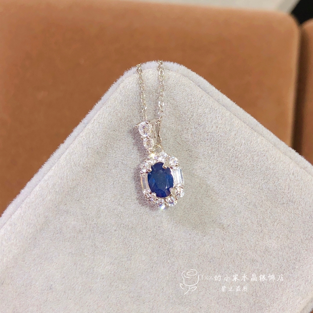 特惠天然蓝宝石吊坠女纯银镶嵌宝石4乘6简约时尚银饰项链送女友