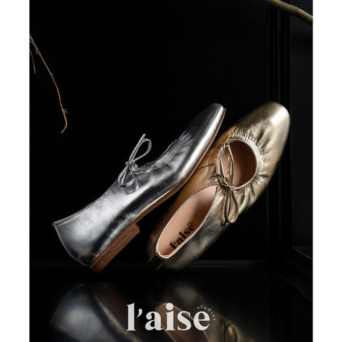 L'aise意大利金属软羊皮玛丽珍鞋
