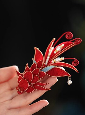 新年款锦鲤胸针高档女奢华气质秋冬大衣胸花外套旗袍别针配饰喜庆