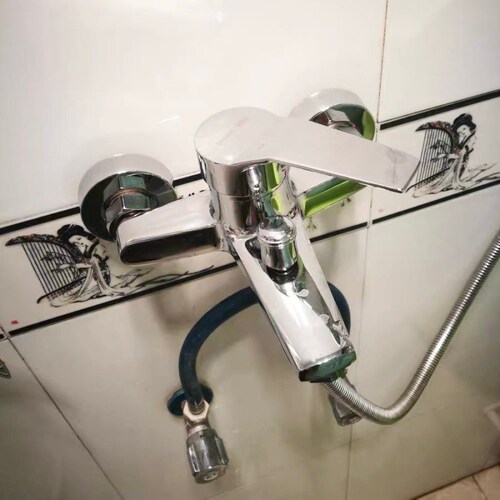花洒冷热水龙头喷头多功能暗装三联洗澡浴缸热水器浴室淋浴开关