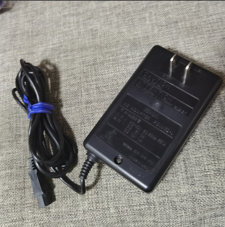 9新 SNK原装日版 NEOGEO CD 主机使用的 原装110V电源