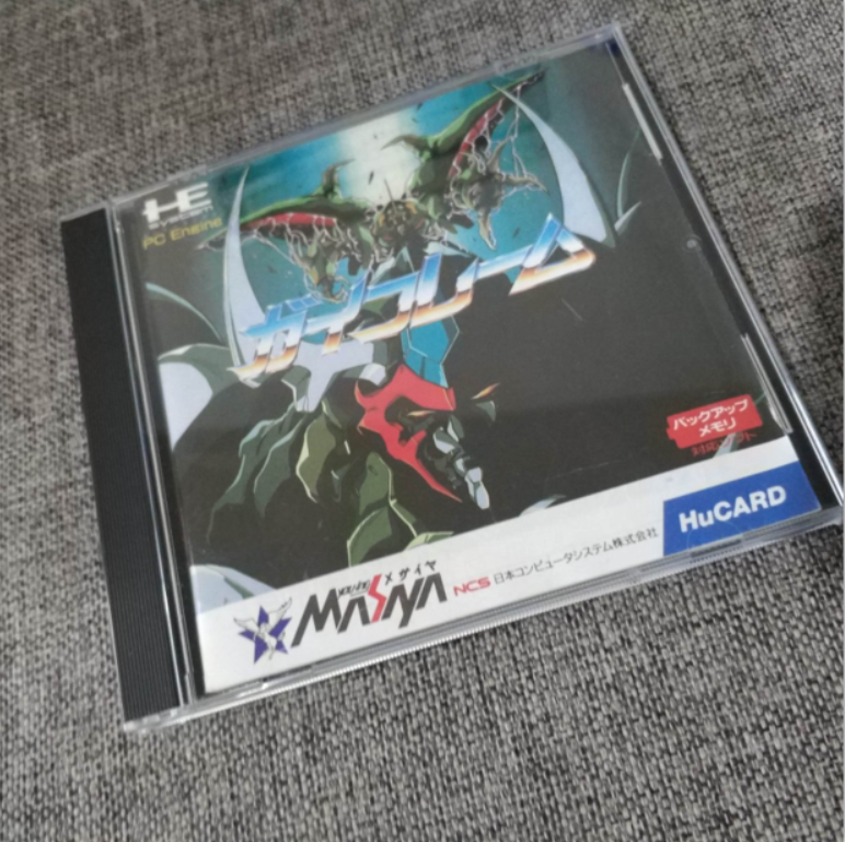 PCE中古良品的 正版卡带 游戏卡 不认识