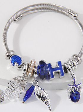 时尚简洁潘家百搭鱼骨海螺海星多元素挂坠女气质手镯0558