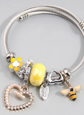 吊坠多元素配饰女士个性手镯0429