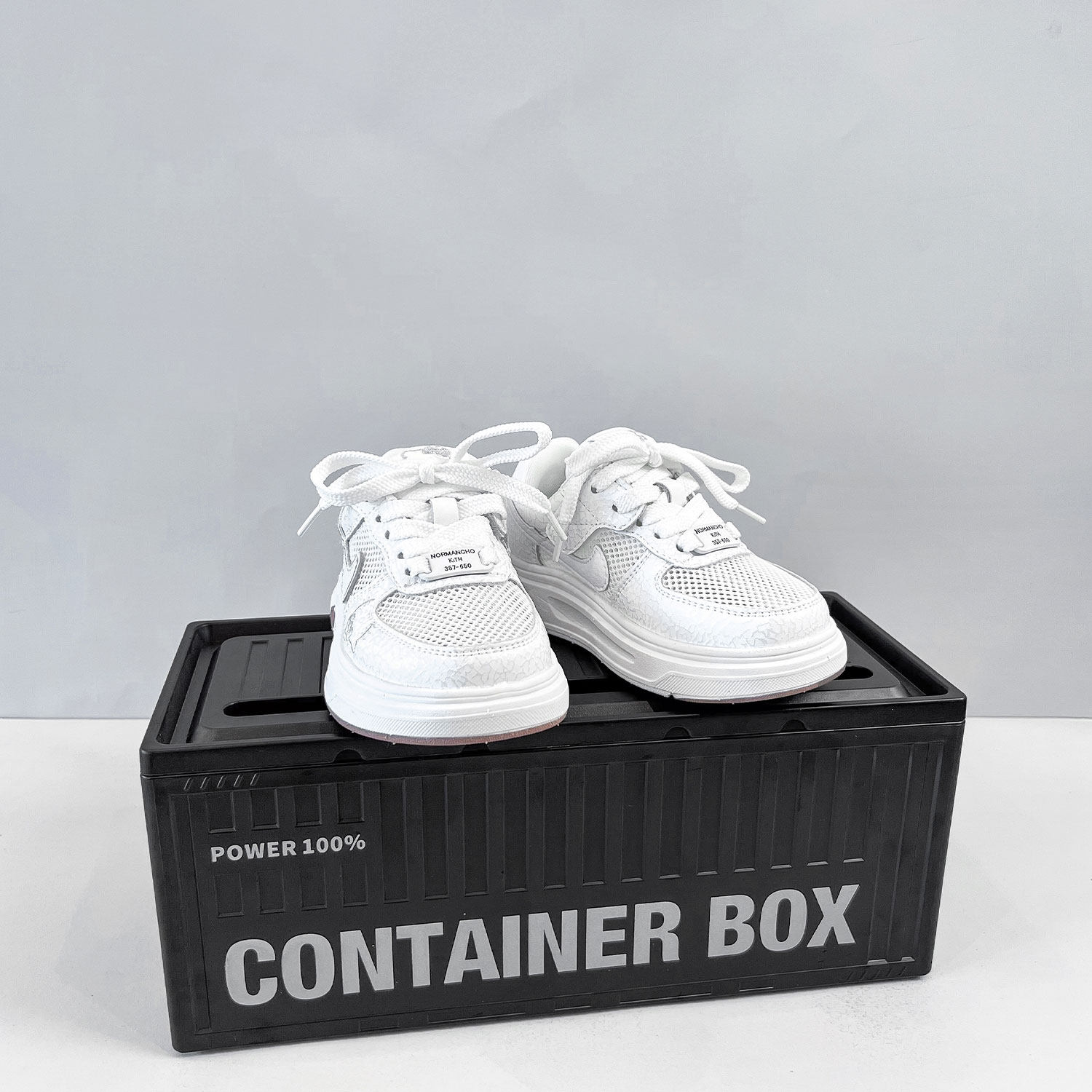 Kitty猫咪联名款小白鞋女童鞋子2026夏季网鞋透气儿童男童运动鞋