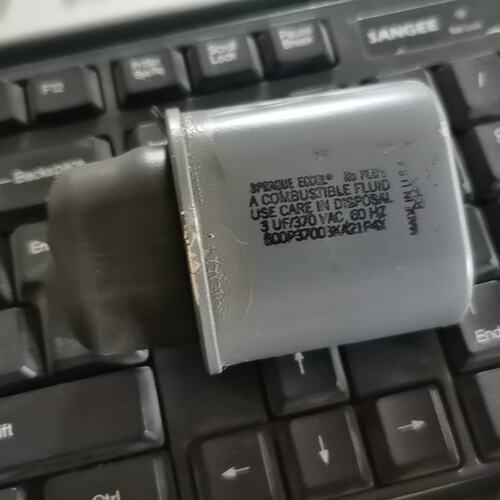 议价SPRAGUE ECOOL电容3 UF / 370 V可维修