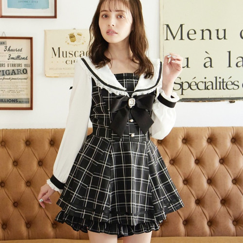 日单lizlisa 原单2025新款甜美可爱量产海军领长袖连衣裙短裤套装