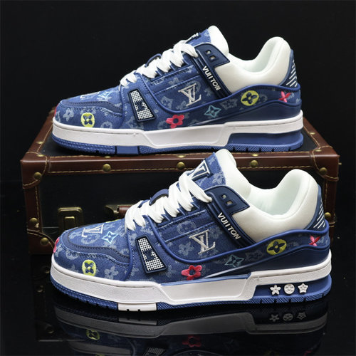 新款潮鞋秋季刺绣运动鞋透气