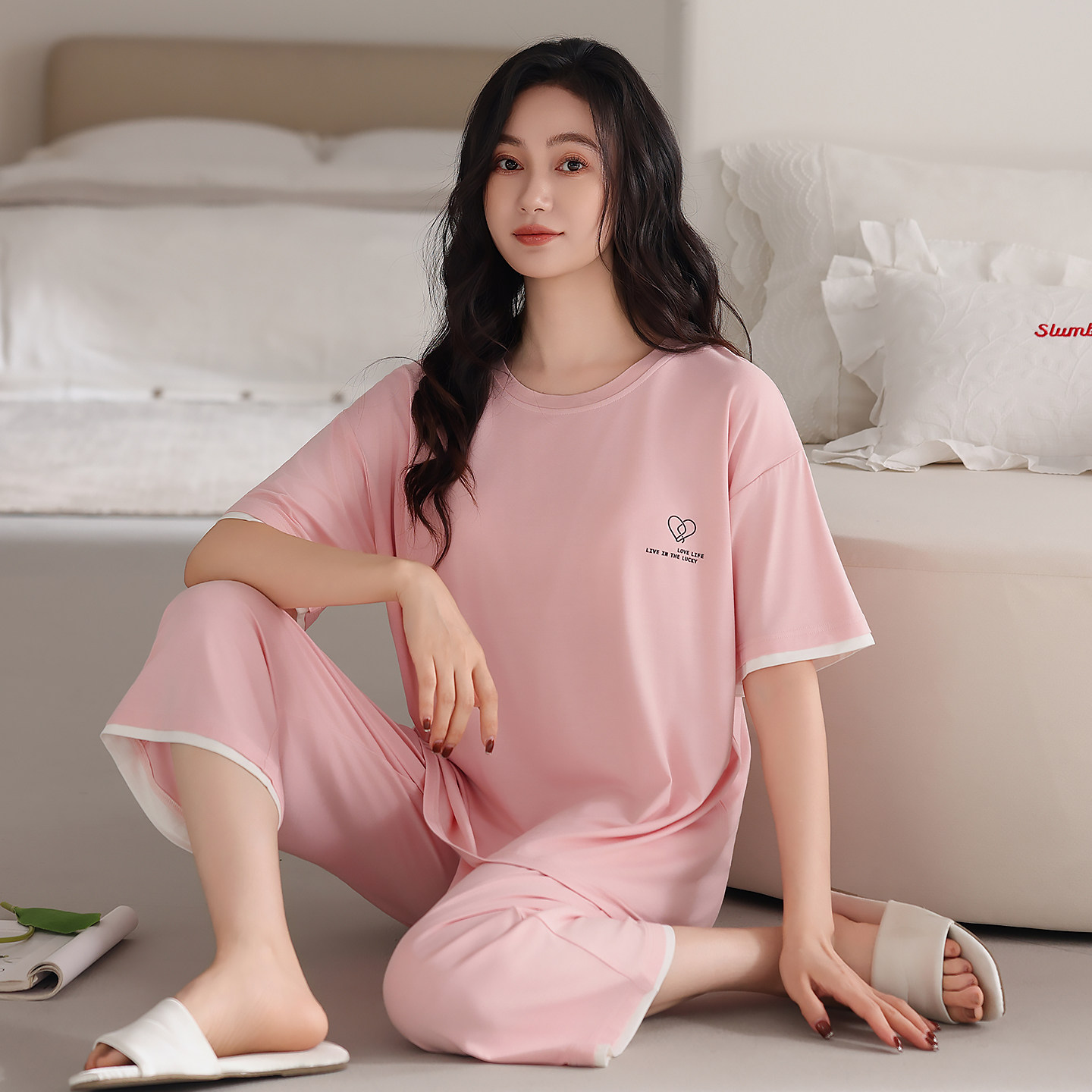 带胸垫睡衣女款2026新款夏季短袖七分裤莫代尔薄款甜美妈妈家居服