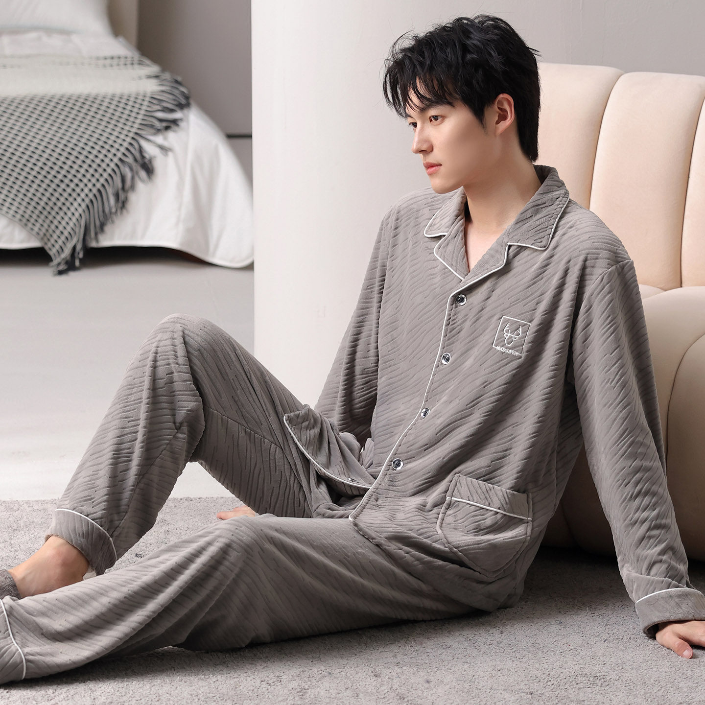 男士秋冬季海岛绒睡衣宽松大码薄绒珊瑚绒保暖加厚中年爸爸家居服