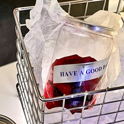 仿真玫瑰花透明易拉罐装饰摆件仪式感礼品情人节七夕女神礼物