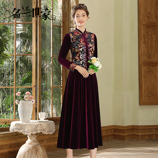 名兰世家时尚 小众原创设计 复古重工盘扣丝绒蕾丝绣花连衣裙新中式