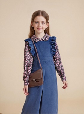 儿童秋冬舒适新款洋气女大童木耳边碎花衬衫打底灯芯绒背带裤套装