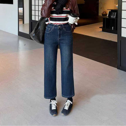 爆犀牛2025冬季新款加绒加厚四面弹直筒牛仔裤女小个子九分烟管裤